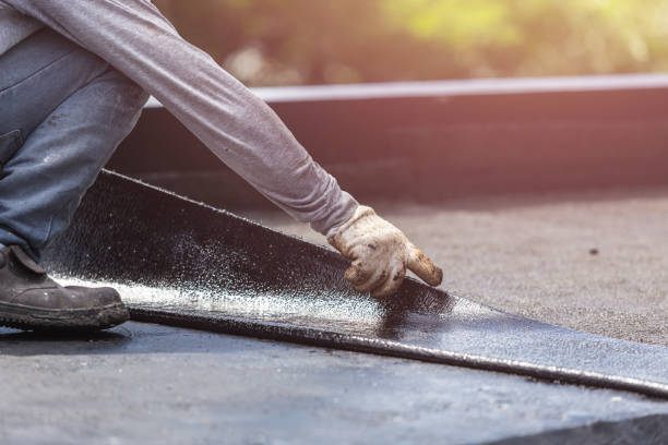 Professional Foundation Crack Repair technician working in Samaria, MI